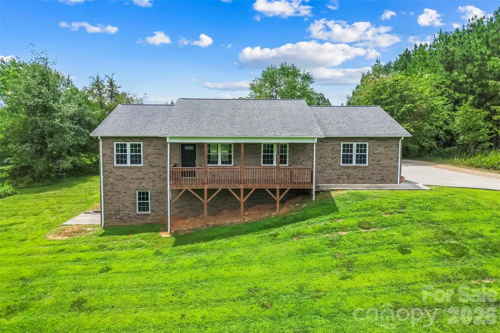 4683 Hickory Nut Ridge Road Granite Falls NC 28630