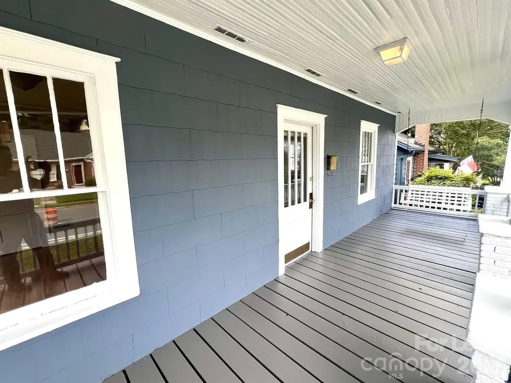 2125 Scott Avenue Charlotte NC 28203