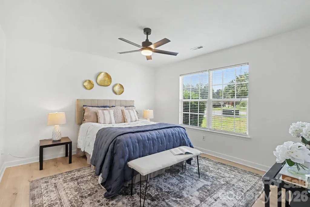 1745 Southwind Drive Charlotte NC 28216