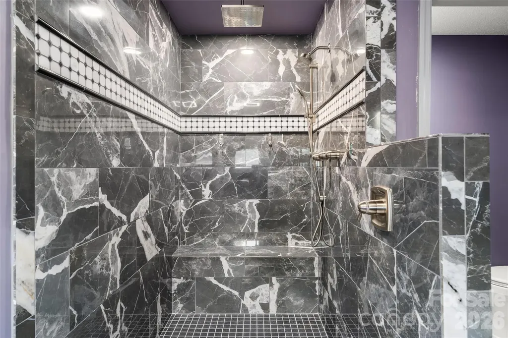 106 Deerlake Drive Asheville NC 28803