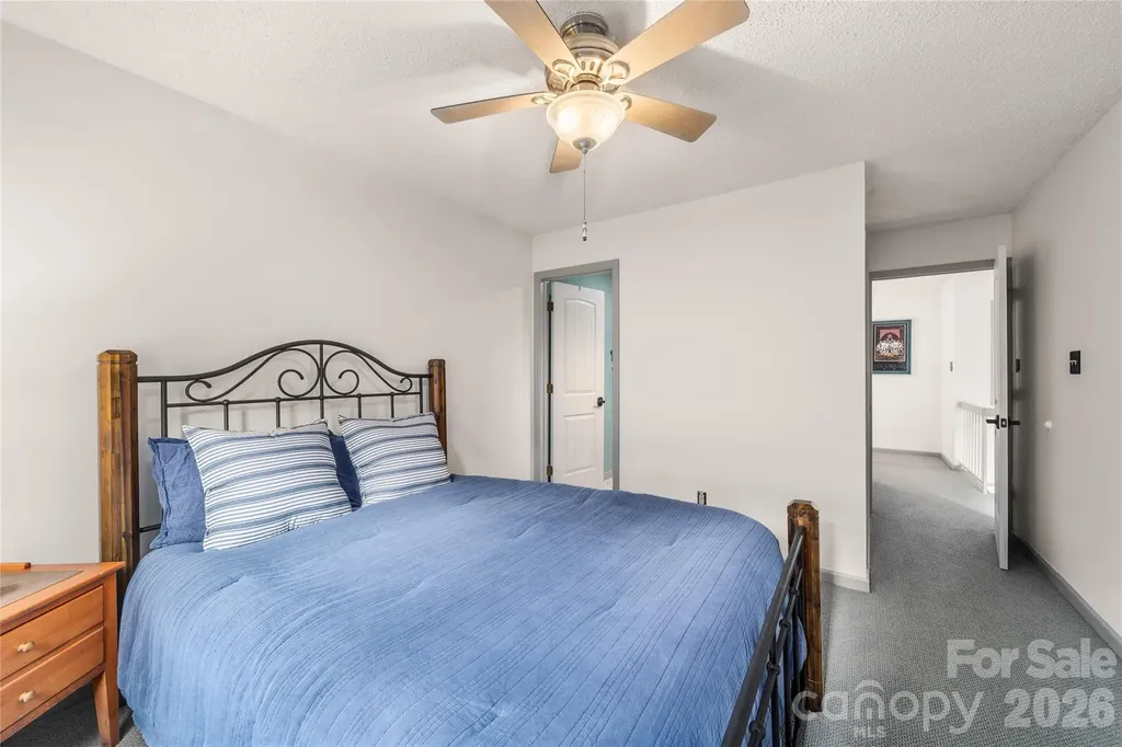 106 Deerlake Drive Asheville NC 28803