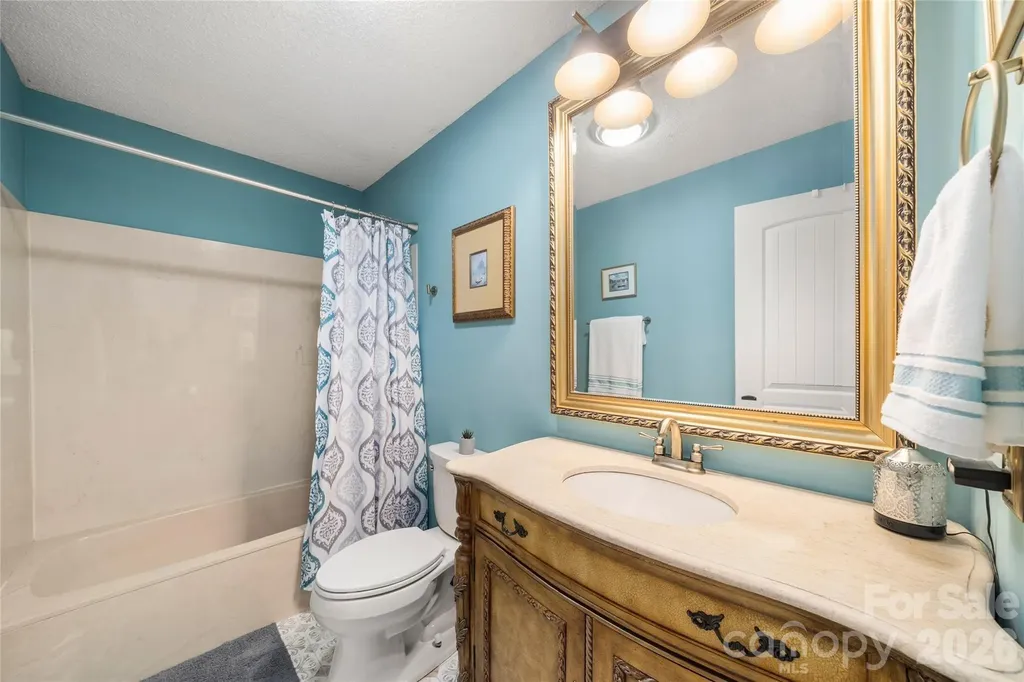 106 Deerlake Drive Asheville NC 28803