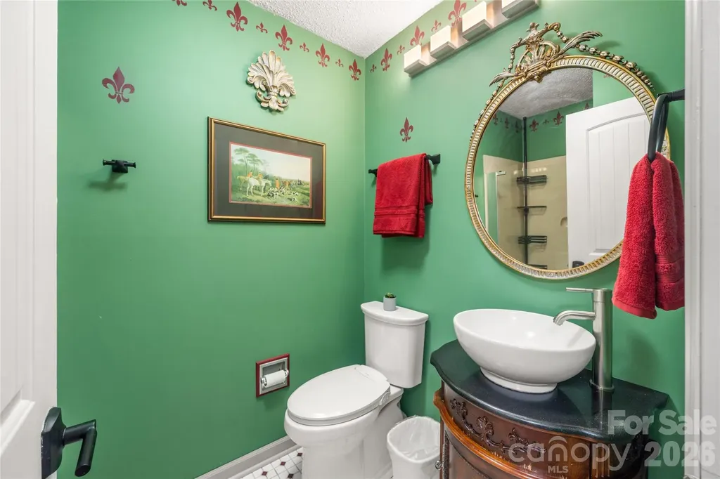 106 Deerlake Drive Asheville NC 28803
