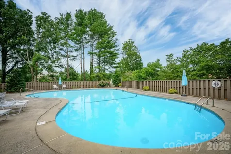 106 Deerlake Drive Asheville NC 28803