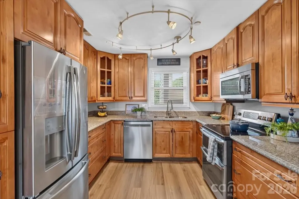 9709 Emerald Point Drive Charlotte NC 28278