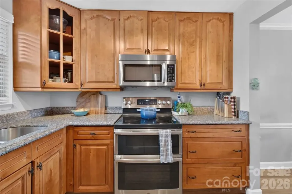 9709 Emerald Point Drive Charlotte NC 28278