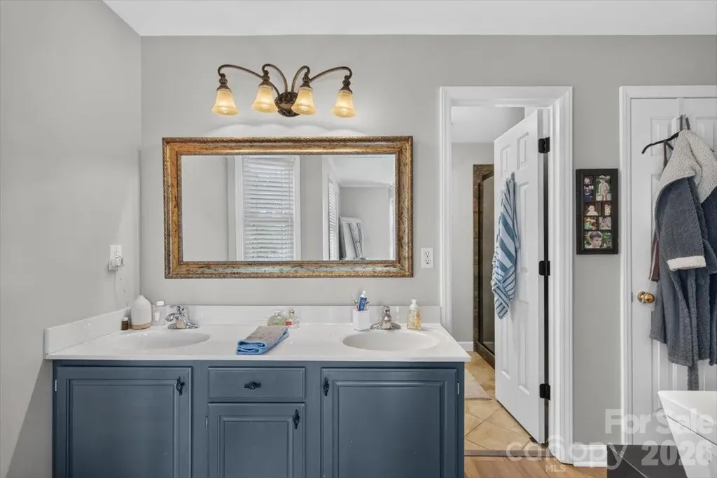 9709 Emerald Point Drive Charlotte NC 28278