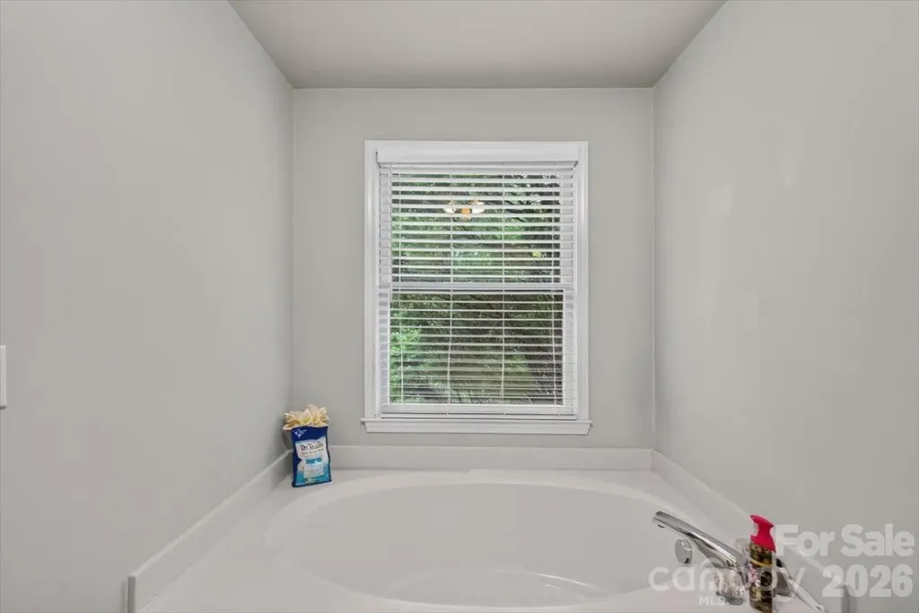 9709 Emerald Point Drive Charlotte NC 28278