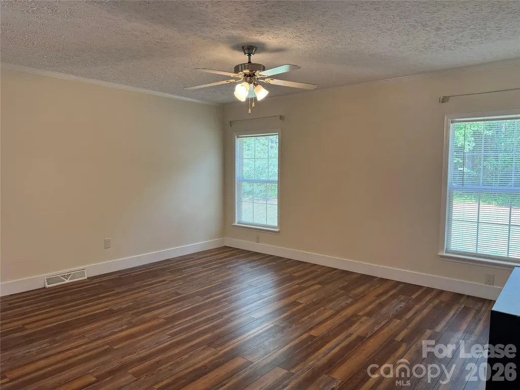 2805 Sweeping Pine Lane Denver NC 28037