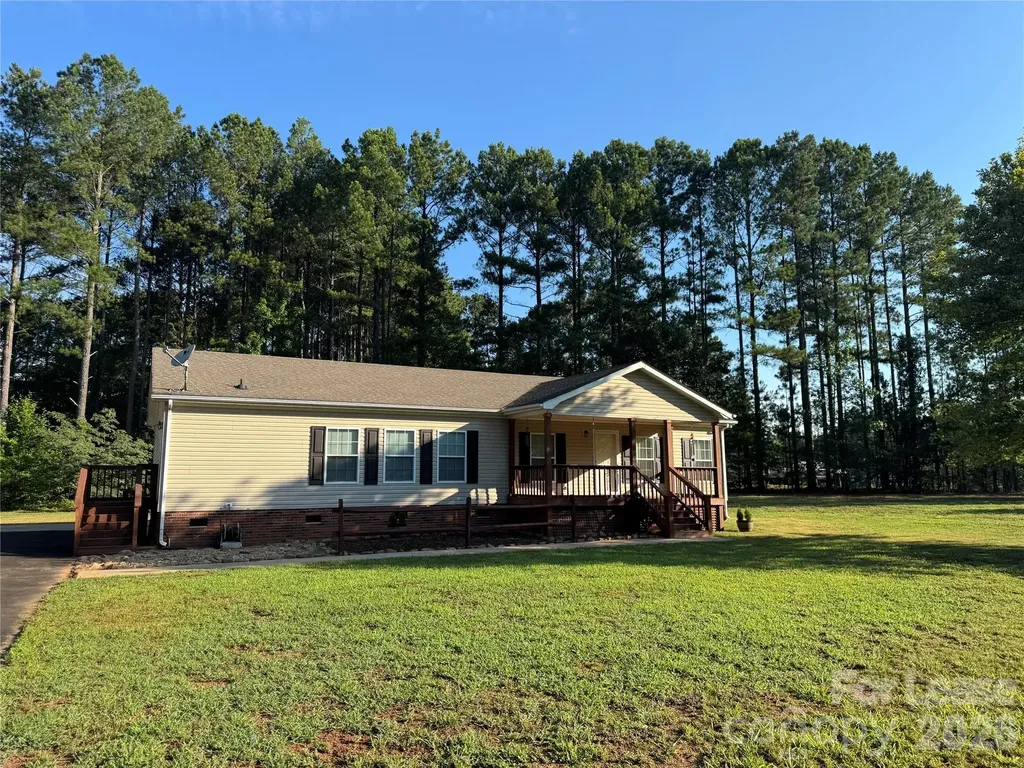 2805 Sweeping Pine Lane Denver NC 28037