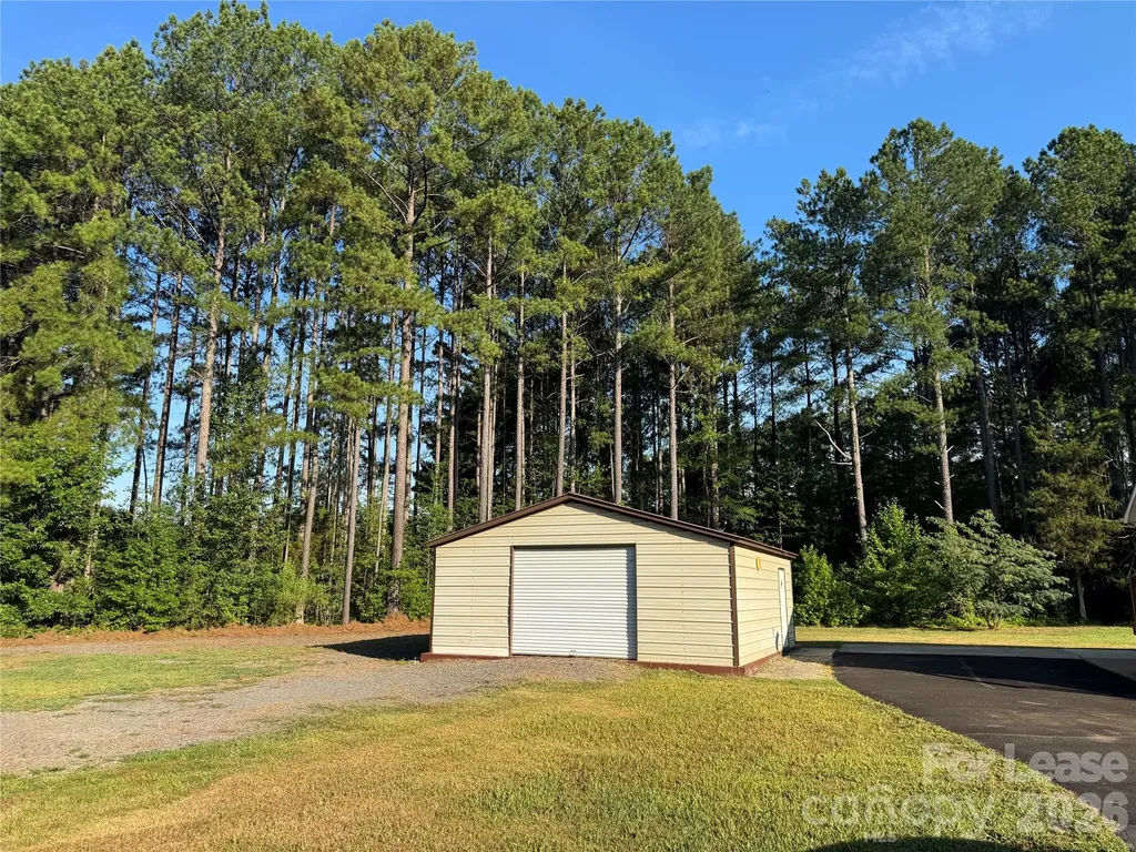 2805 Sweeping Pine Lane Denver NC 28037
