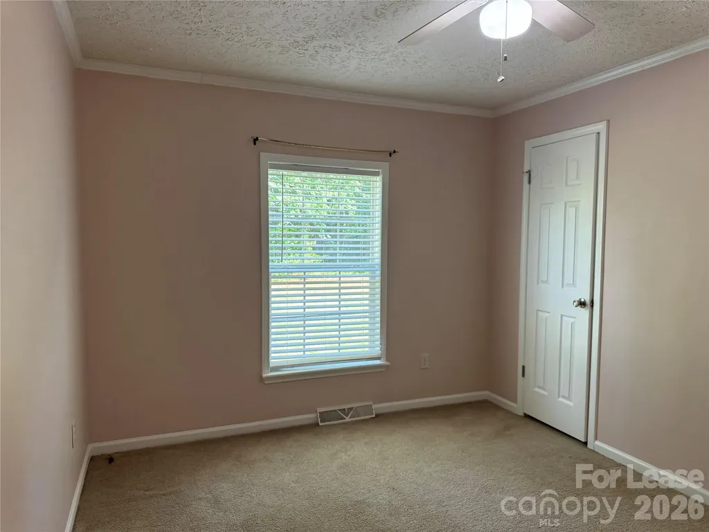 2805 Sweeping Pine Lane Denver NC 28037