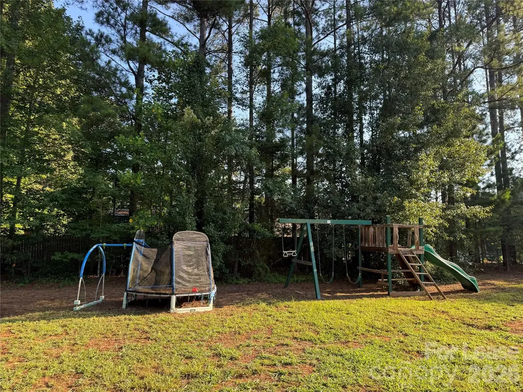 2805 Sweeping Pine Lane Denver NC 28037