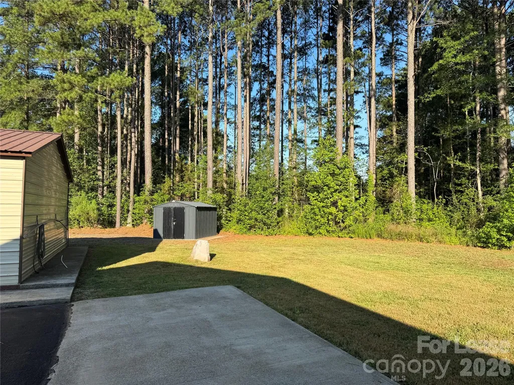 2805 Sweeping Pine Lane Denver NC 28037