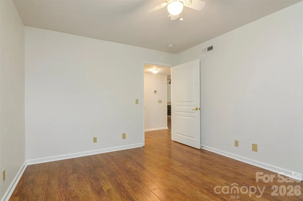 1405 Deermouse Way Hendersonville NC 28792