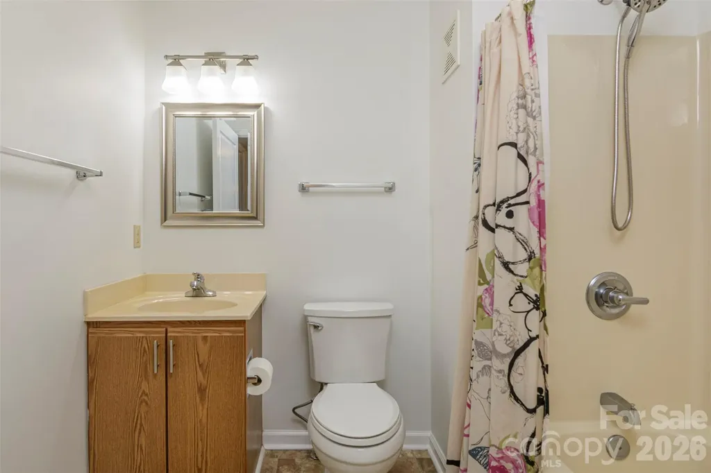 1405 Deermouse Way Hendersonville NC 28792