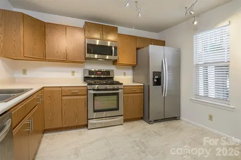 1405 Deermouse Way Hendersonville NC 28792