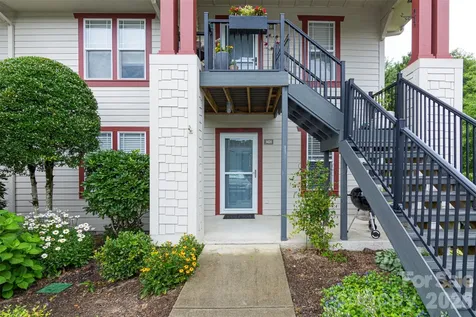 1405 Deermouse Way Hendersonville NC 28792