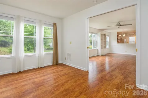 1405 Deermouse Way Hendersonville NC 28792