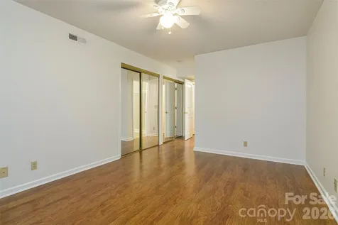 1405 Deermouse Way Hendersonville NC 28792