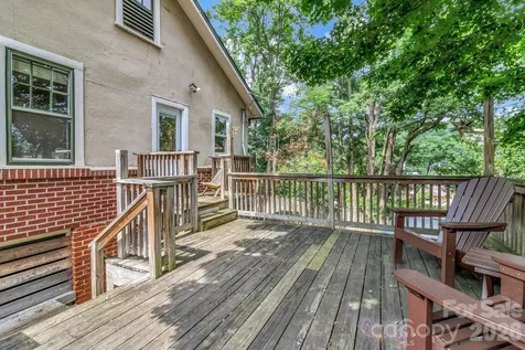 22 Fenner Avenue Asheville NC 28804