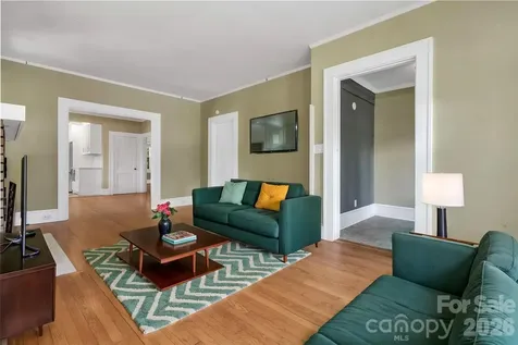 22 Fenner Avenue Asheville NC 28804