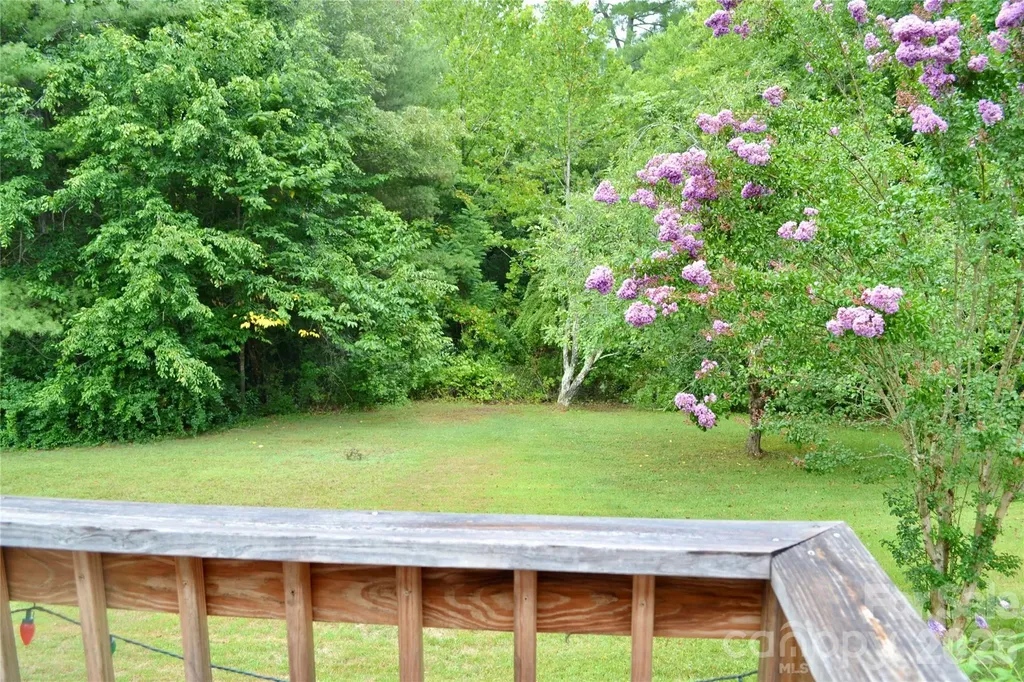 4851 Mounira Avenue Hickory NC 28602