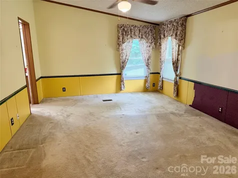 4851 Mounira Avenue Hickory NC 28602