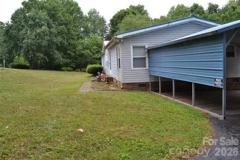 4851 Mounira Avenue Hickory NC 28602