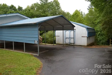 4851 Mounira Avenue Hickory NC 28602