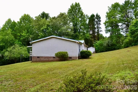 4851 Mounira Avenue Hickory NC 28602