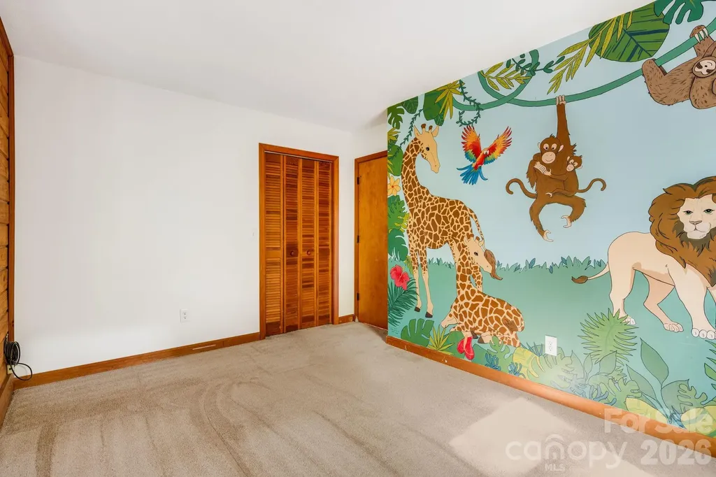 423 Rambling Drive Hendersonville NC 28739