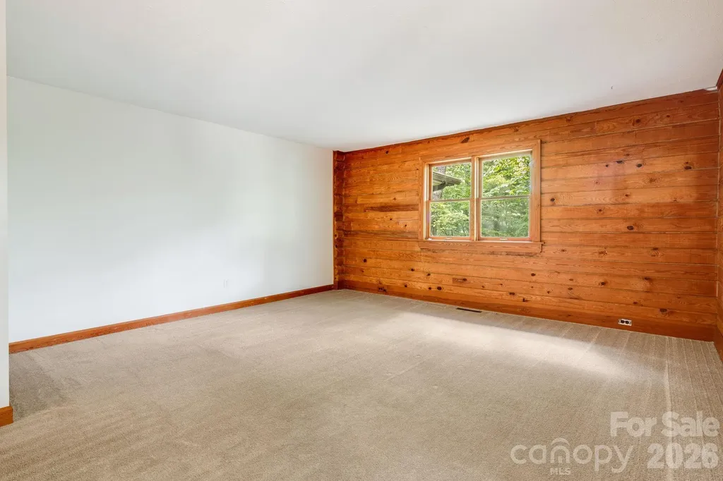 423 Rambling Drive Hendersonville NC 28739
