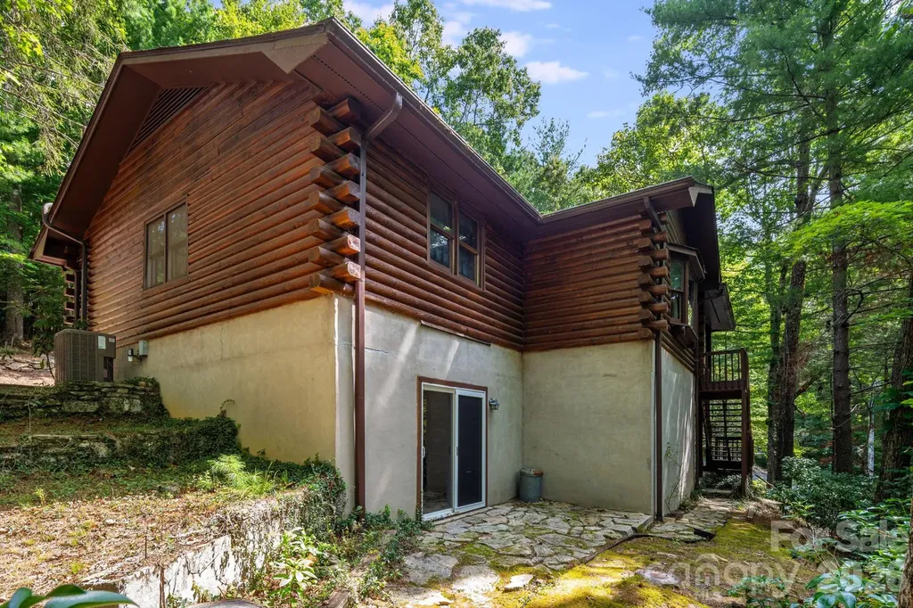 423 Rambling Drive Hendersonville NC 28739