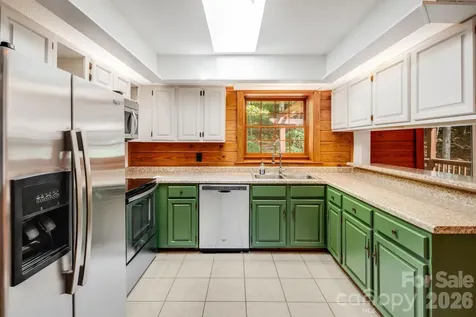 423 Rambling Drive Hendersonville NC 28739