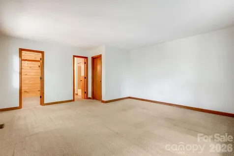 423 Rambling Drive Hendersonville NC 28739