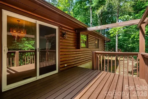 423 Rambling Drive Hendersonville NC 28739