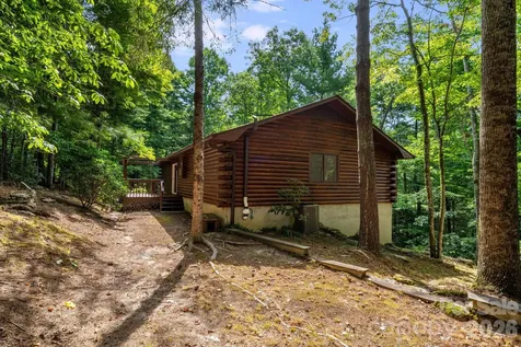 423 Rambling Drive Hendersonville NC 28739