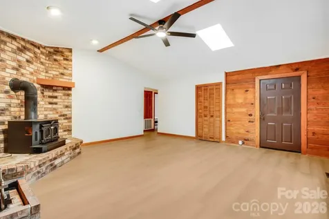 423 Rambling Drive Hendersonville NC 28739