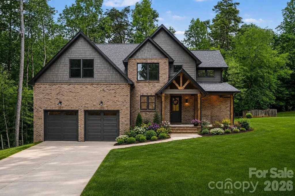 401 7th Street NE Conover NC 28613