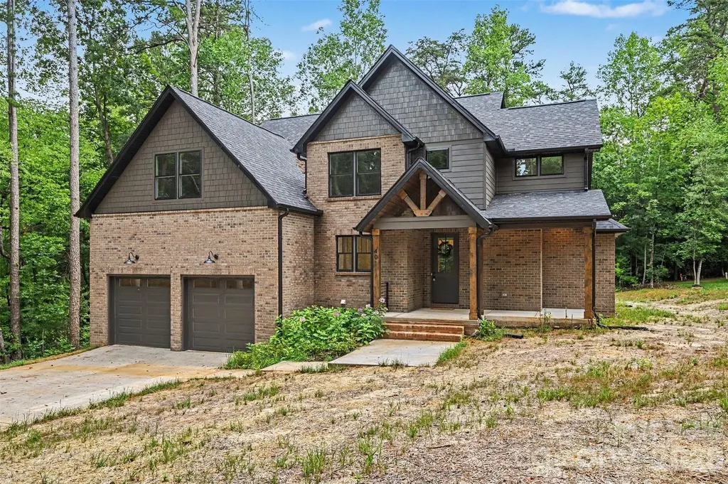 401 7th Street NE Conover NC 28613