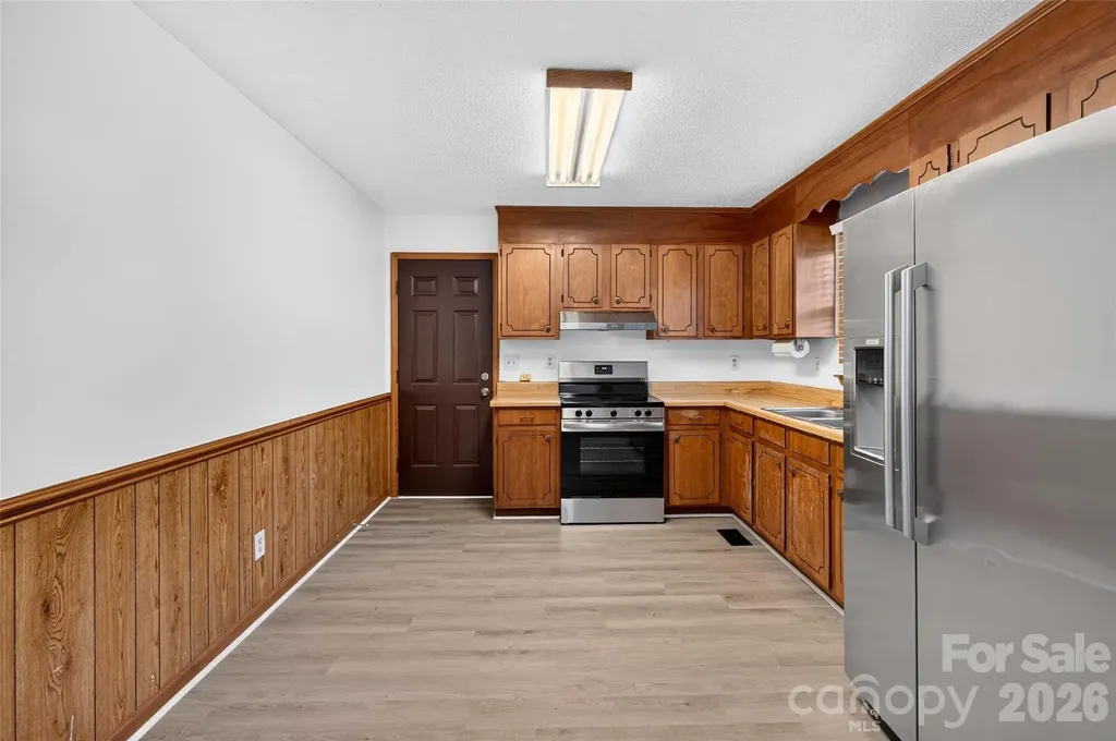 823 Flint Drive Statesville NC 28677