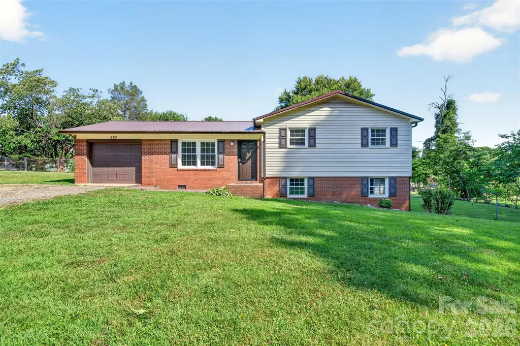 823 Flint Drive Statesville NC 28677