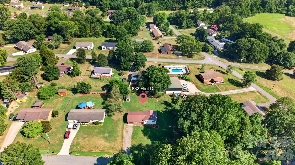 823 Flint Drive Statesville NC 28677