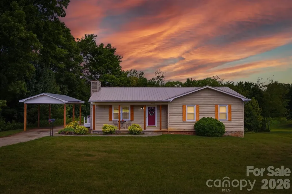 4186 Horseshoe Bend Road Hudson NC 28638