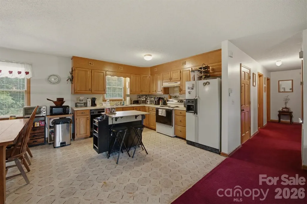 4186 Horseshoe Bend Road Hudson NC 28638