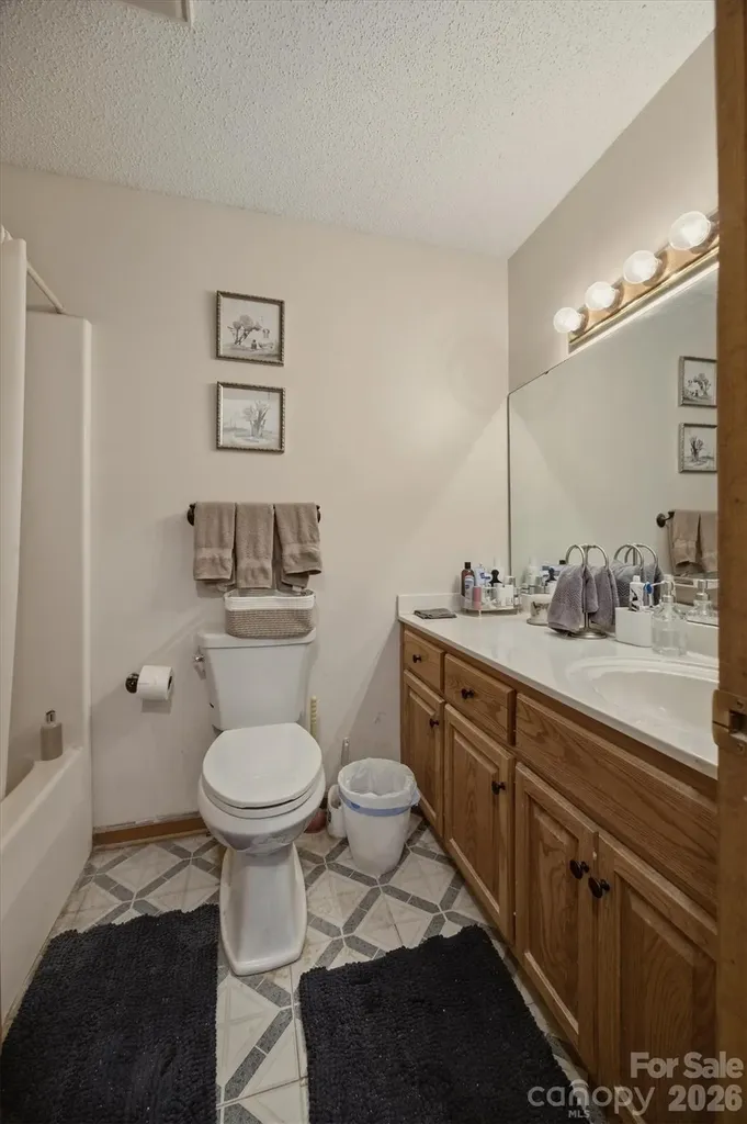 4186 Horseshoe Bend Road Hudson NC 28638