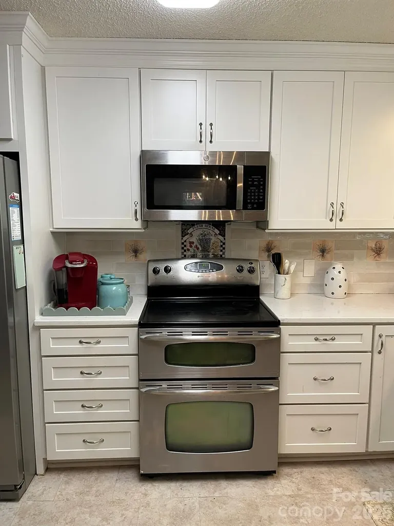 612 17th Avenue Drive SE Hickory NC 28602