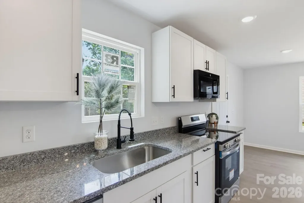 2258 Lula Street Winston Salem NC 27101