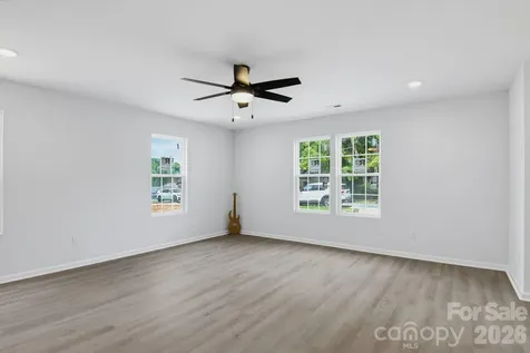 2258 Lula Street Winston Salem NC 27101